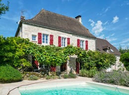 Belle demeure restaurée avec piscine chauffée et jardin fleuri
