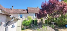Maison de village avec jardin